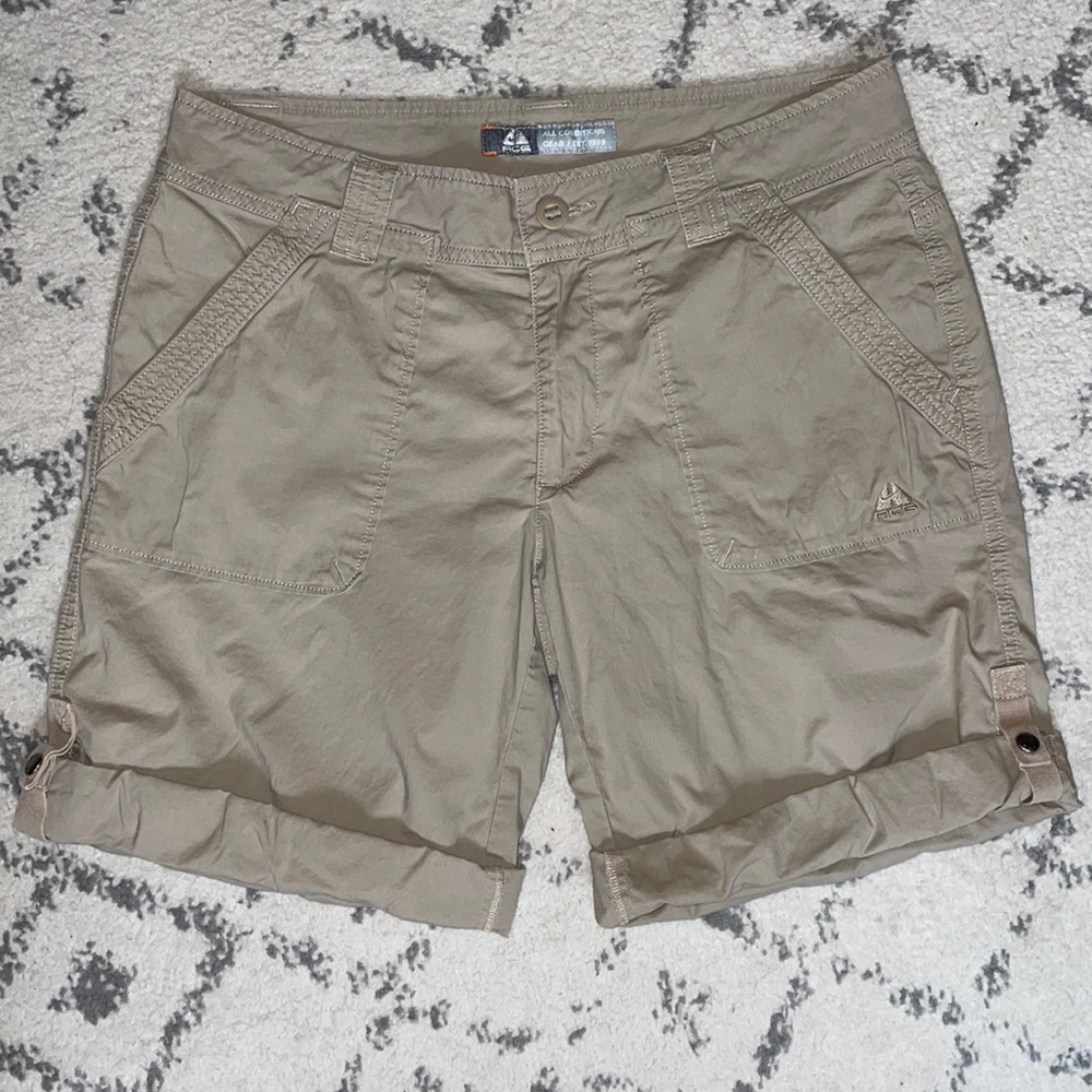 Nike ACG (All Conditions Gear) lightweight everyday cotton shorts. 4